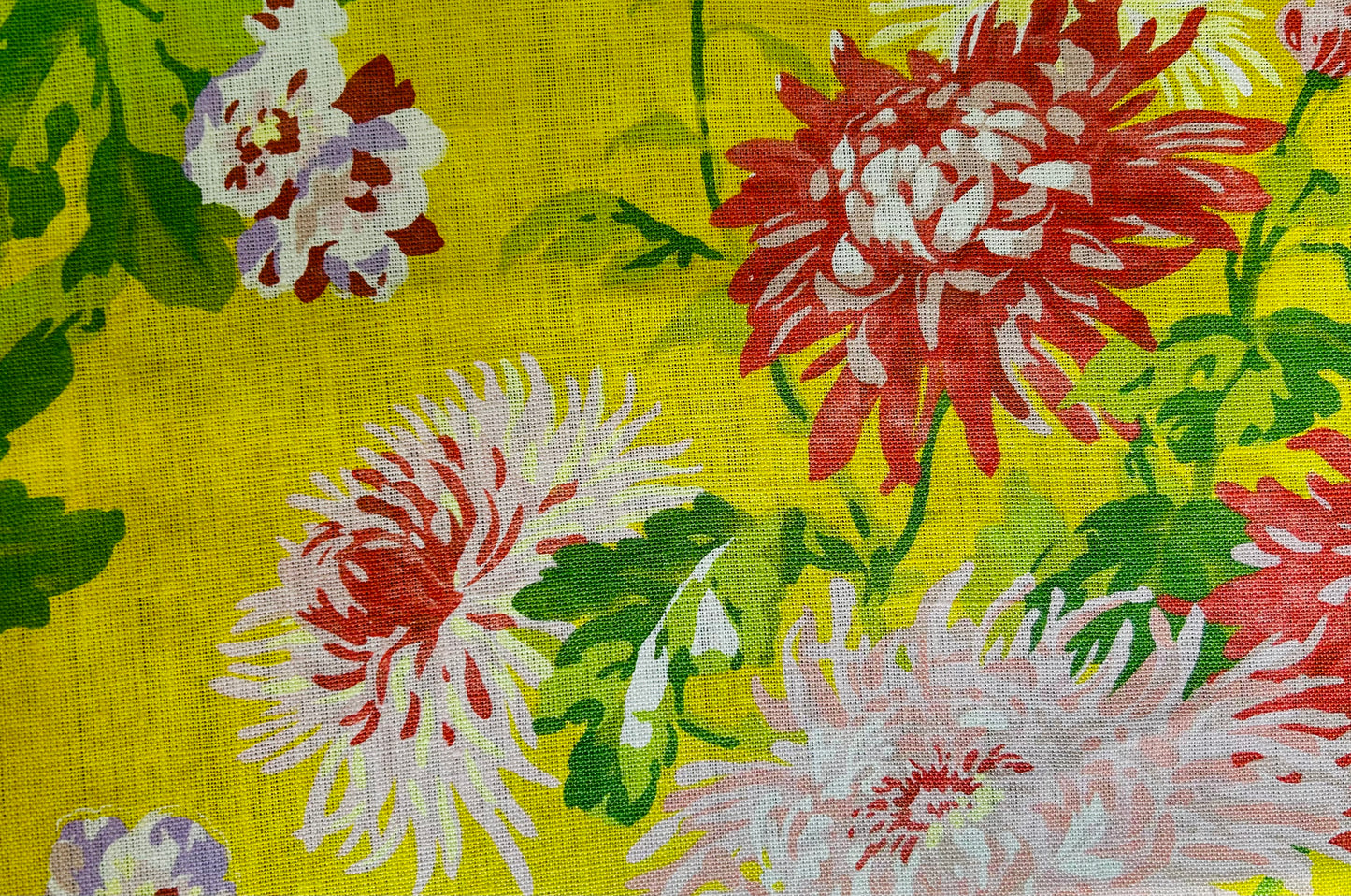 Yellow Linen Chrysanthemum lampshade